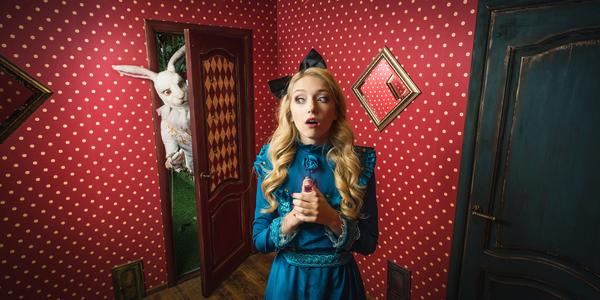 Квест «По следам Алисы»