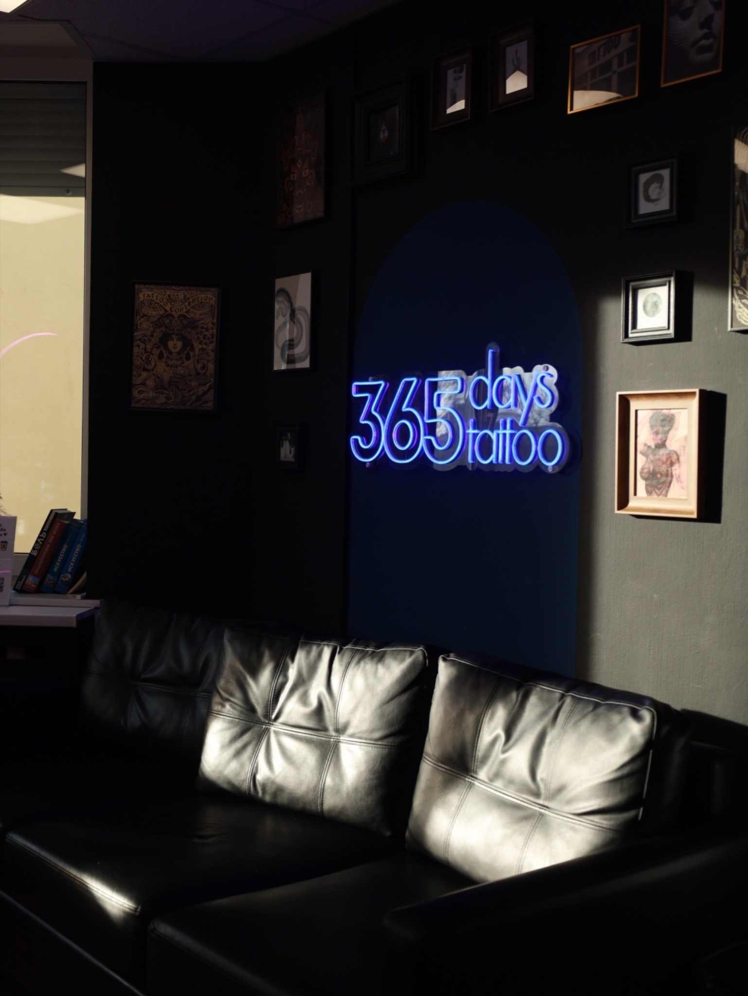 Пробный урок по созданию художественной татуировки, пирсингу, перманентному макияжу