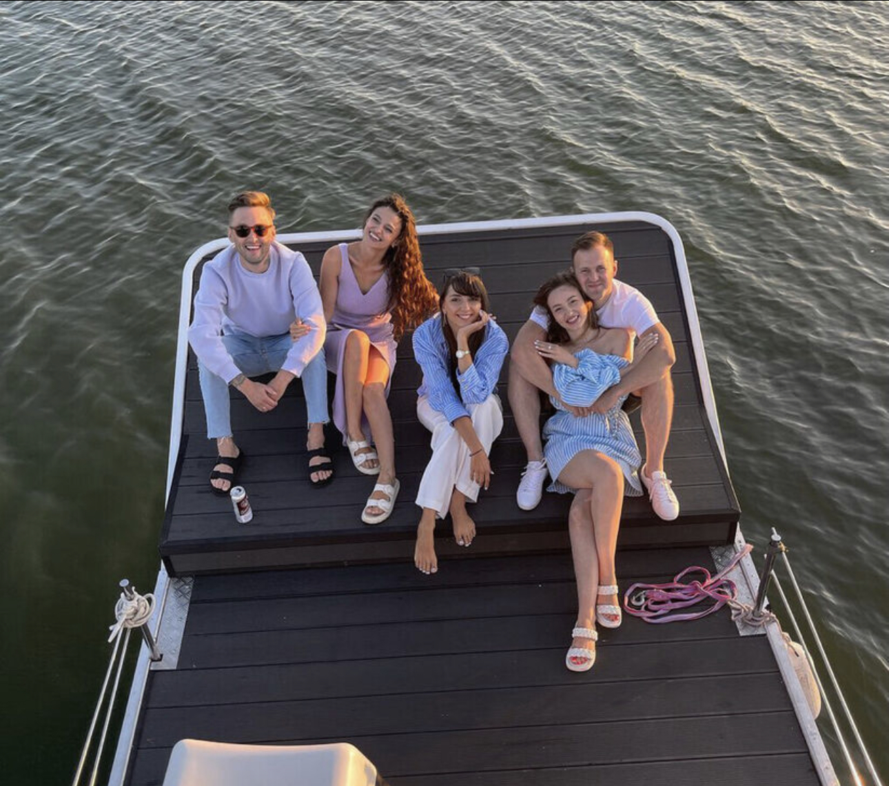 Прогулка по Минскому морю для компании на судне PARTY BARGE