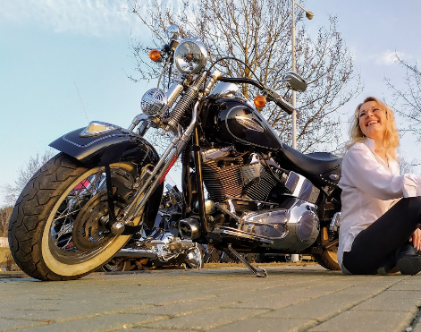 Катание на мотоцикле с водителем профессионалом