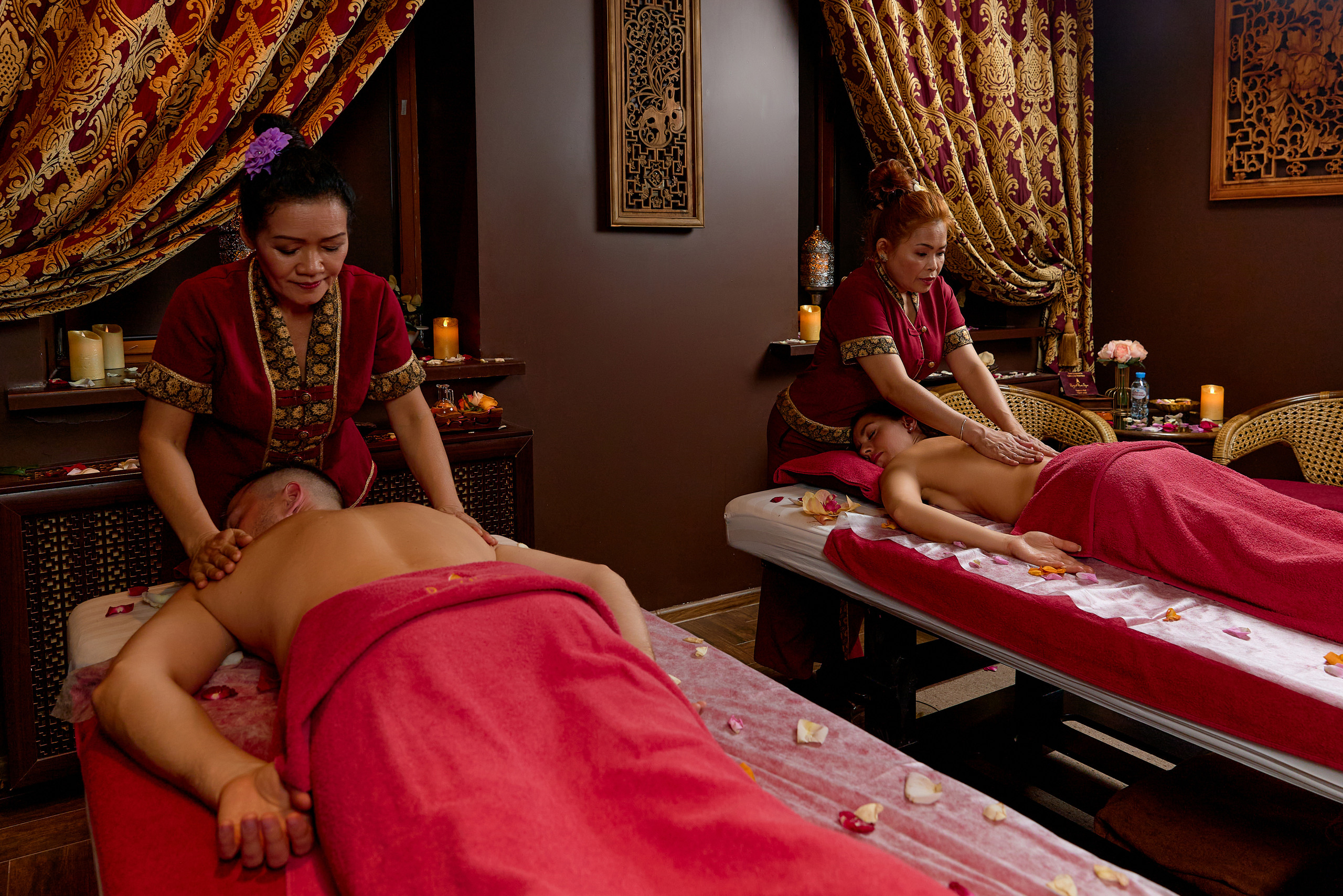 Nuad Nam Mun - Традиционный Тайский Oil-Ритуал 