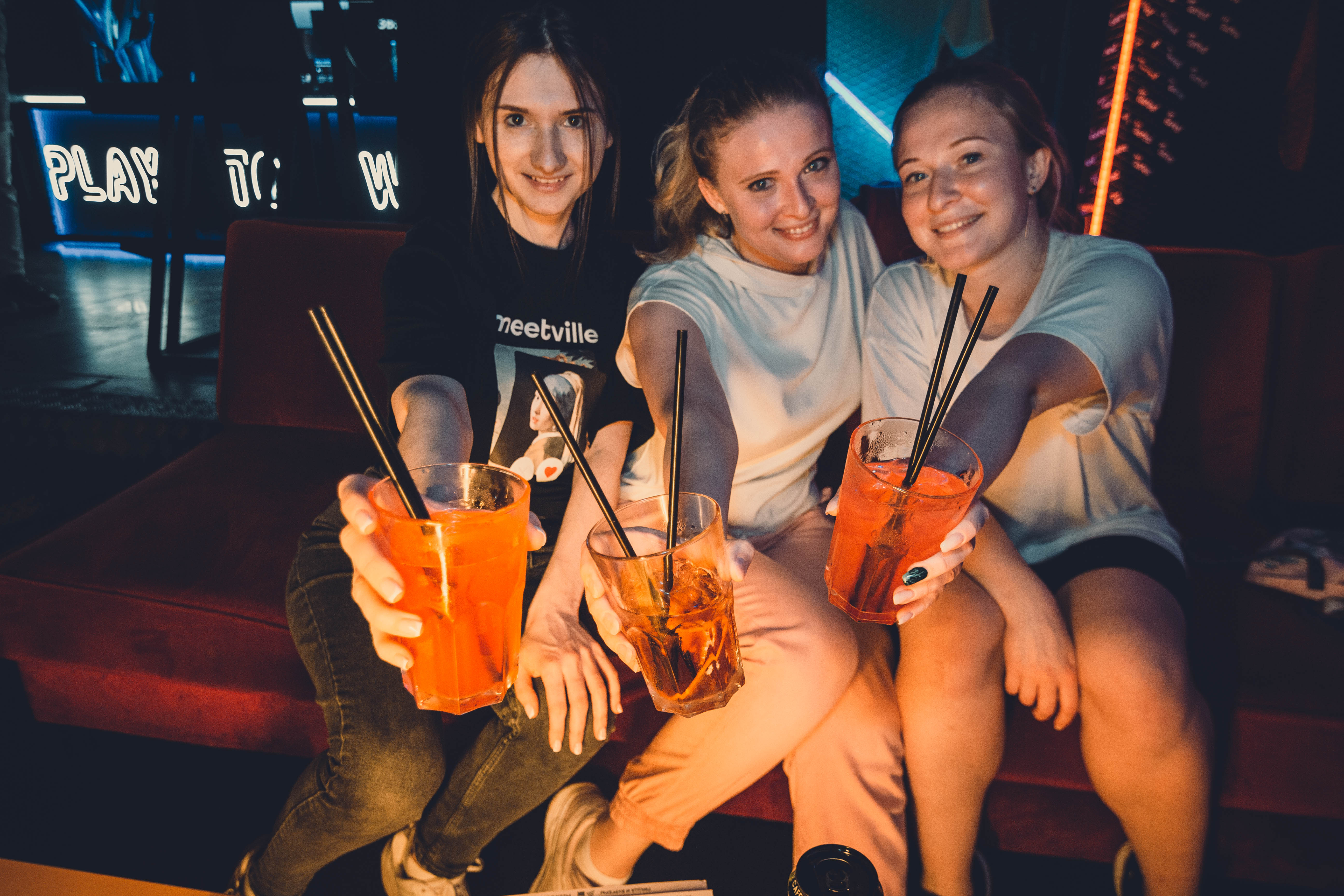 Девичник в кибервселенной Meta Arena