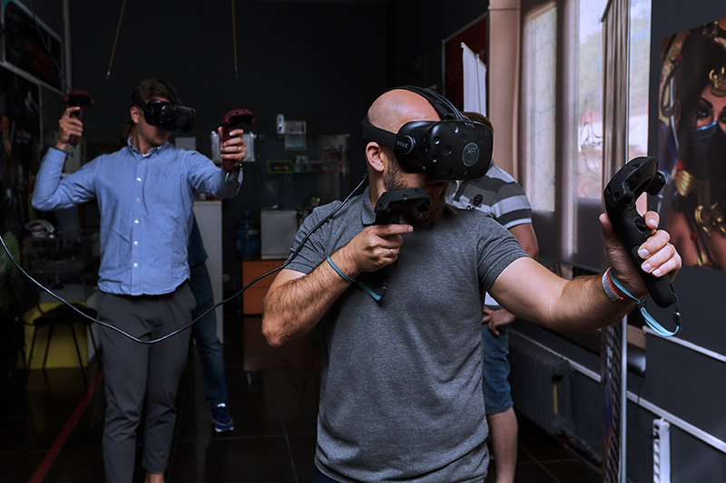 Посещение клуба виртуальной реальности «U-ViW»